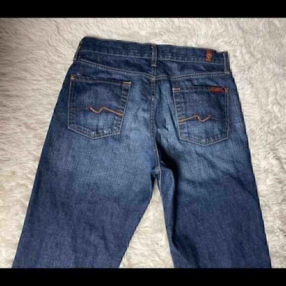 EUC Women’s 7 for All Mankind Straight Leg Jeans size 30 - Picture 6 of 9